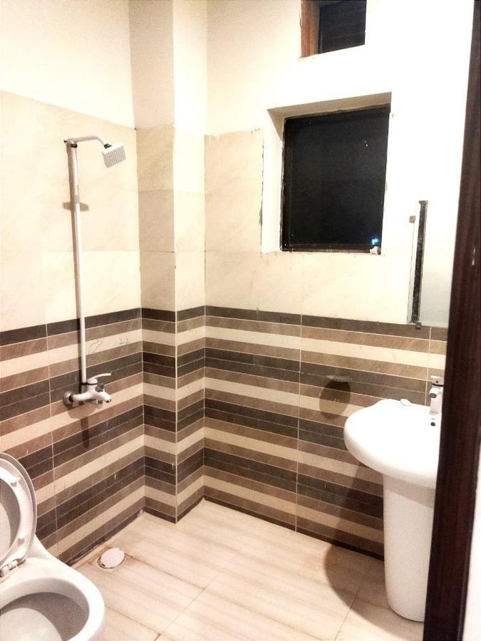 Hotel Royal Sweet Lahore Exterior photo